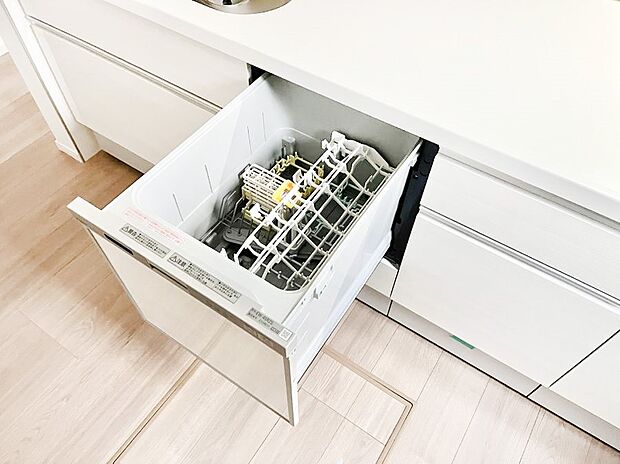 面倒なお片づけは食洗機にお任せ!家事の負担が減って、時間にも気持ちにもゆとりができます。
