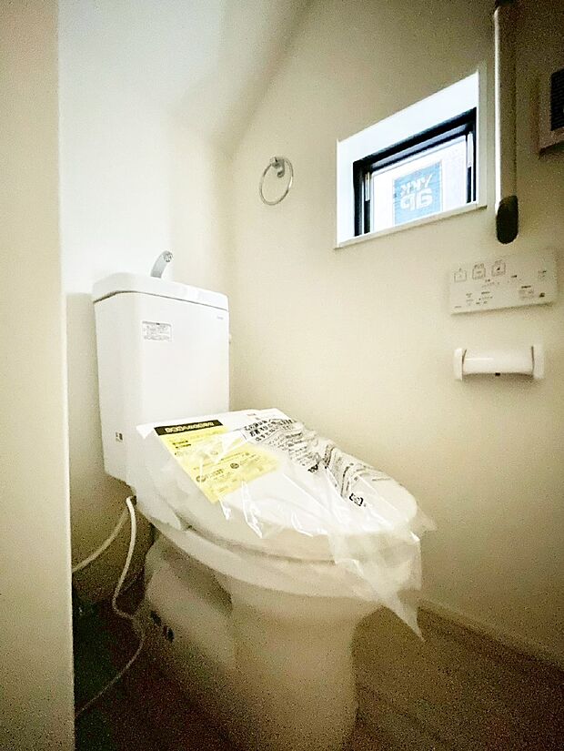 トイレは1階と2階それぞれに配置されていてとても便利です。 