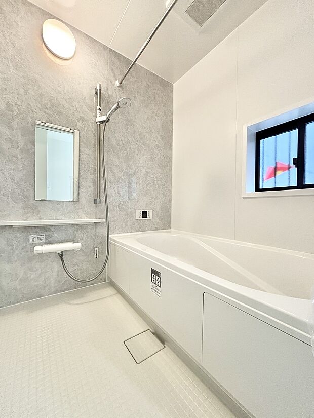 一日の疲れを癒やす大切なバスタイム。ゆっくりとお風呂を楽しんで疲れをとりたいですね!