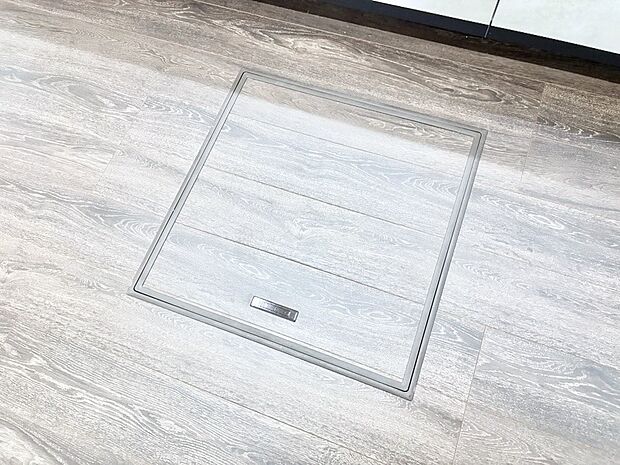 床下収納付き！日用品・非常用品の収納にも大活躍。