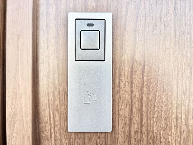 ラクラク開錠！スマートコントロールキー。