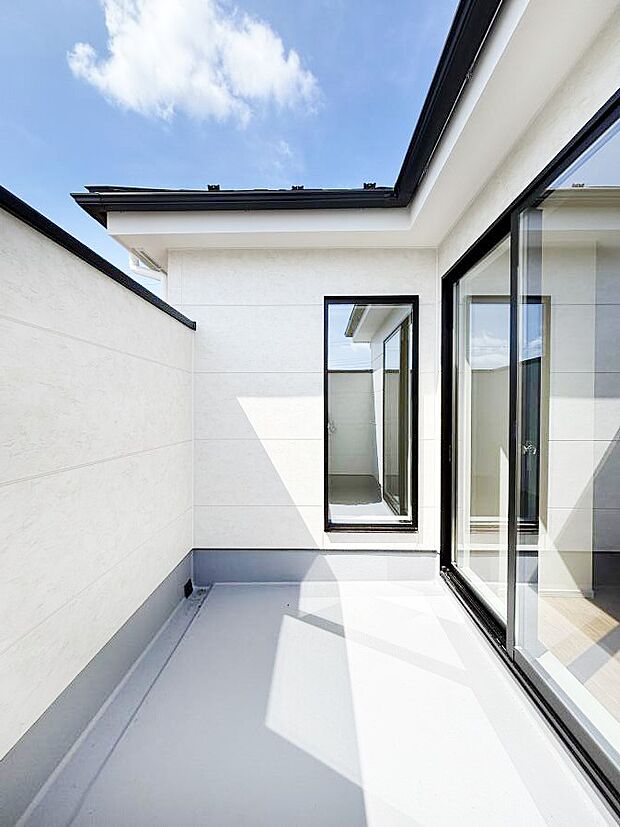 開放感あるルーフバルコニー