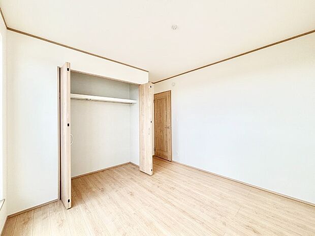 収納が充実しているので居住スペースを広々使えます