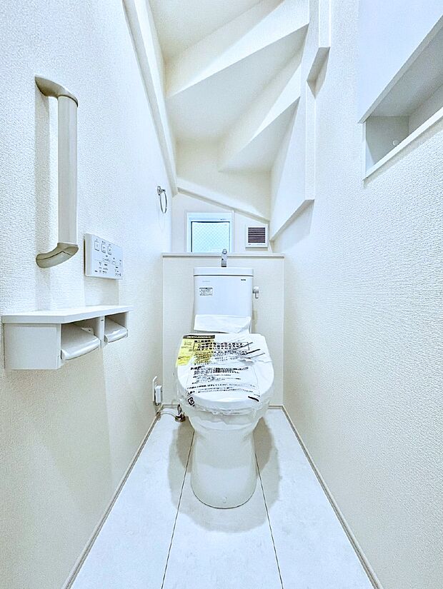 トイレは1階と2階それぞれに配置されていてとても便利です。