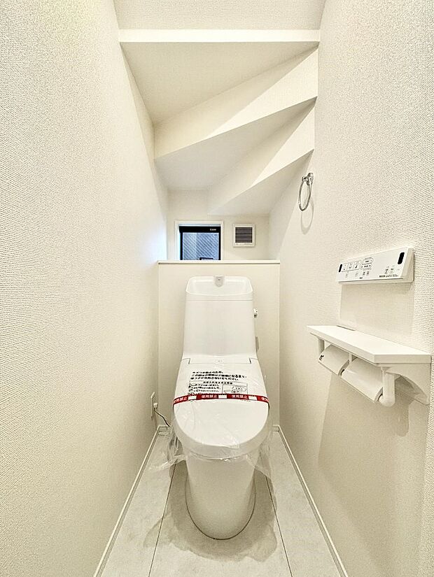 トイレは安心の2箇所!朝のバタバタも一安心です。