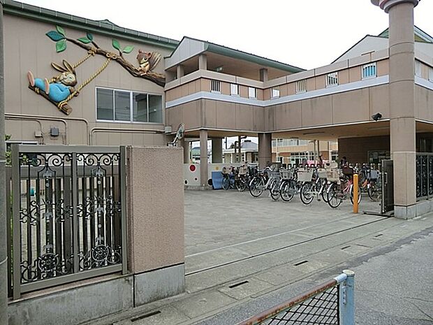 幼稚園・保育園 800m アスナロ幼稚園