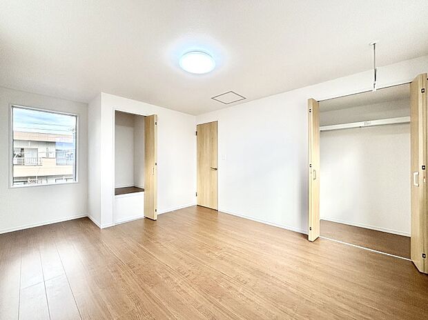 収納が充実しているので居住スペースを広々使えます