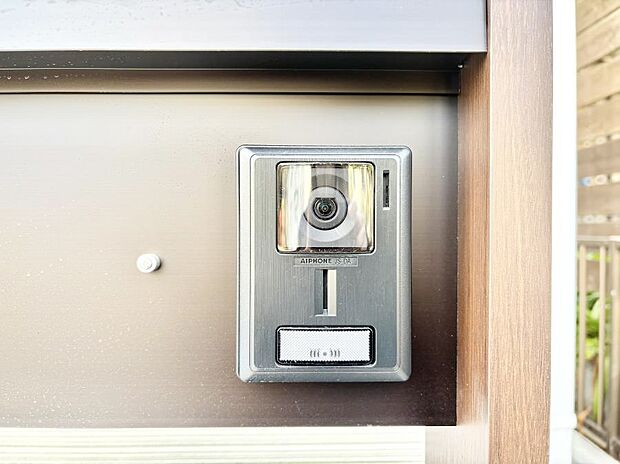 TVモニター付インターホンでセキュリティ面にも配慮。