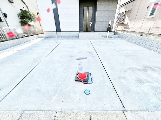 目の前が駐車場だと雨の日も大量にお買い物をした時も便利ですね