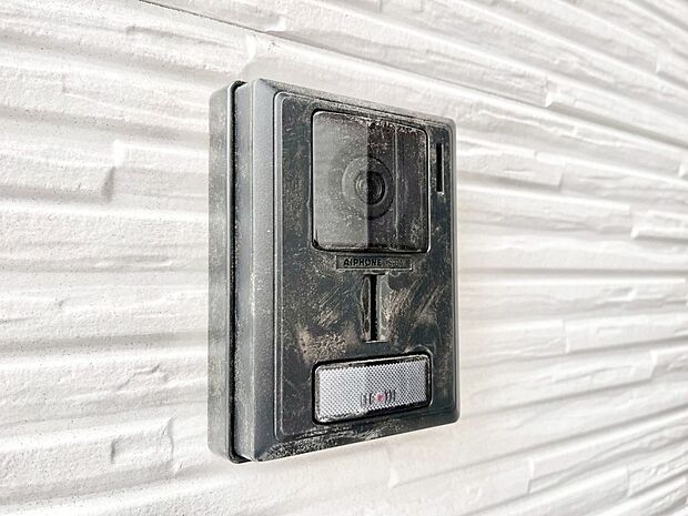 TVモニター付インターホンでセキュリティ面にも配慮。