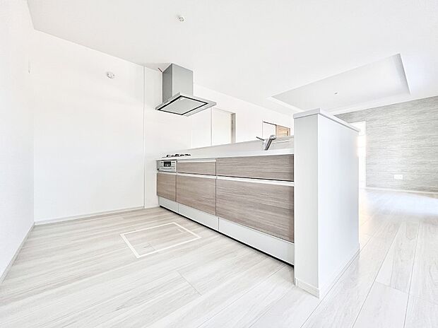 料理をしながらご家族との会話を楽しめる対面カウンターキッチン