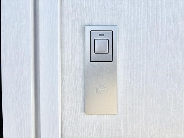 スマートに開錠できる電子キー