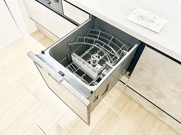 面倒なお片づけは食洗機にお任せ!家事の負担が減って、時間にも気持ちにもゆとりができます。