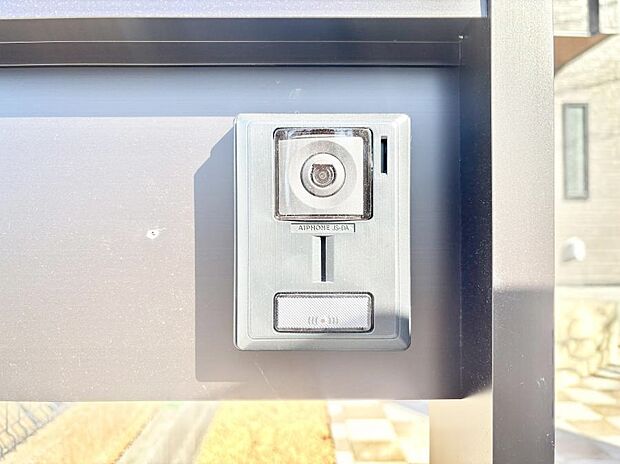 ＴＶモニター付インターホンでセキュリティ面にも配慮。