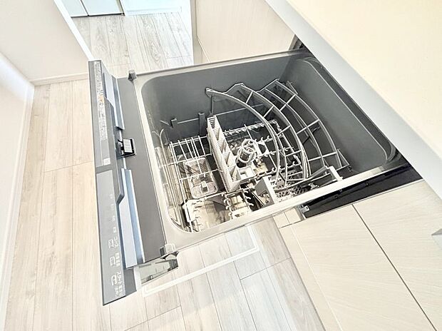 面倒なお片づけは食洗機にお任せ!家事の負担が減って、時間にも気持ちにもゆとりができます。