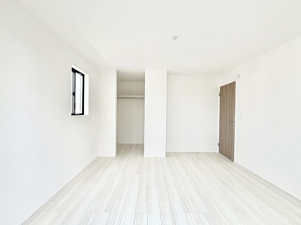 収納が充実しているので、居住スペースを広く使えます。