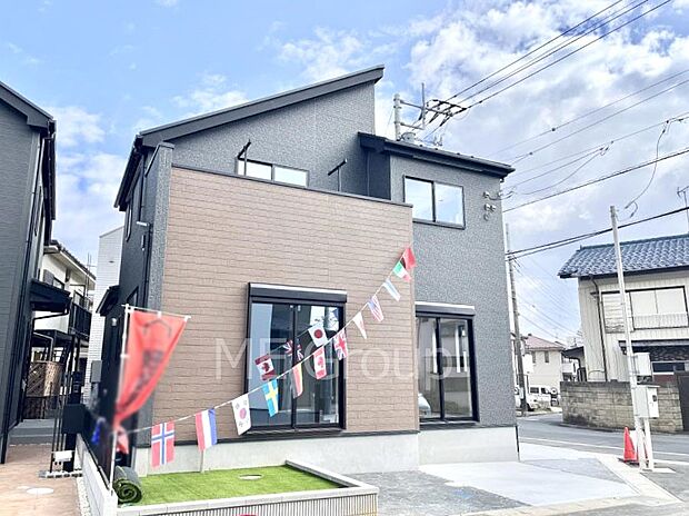 暮らしやすさと居心地の良さにこだわったシンプルで飽きのこないデザイン !