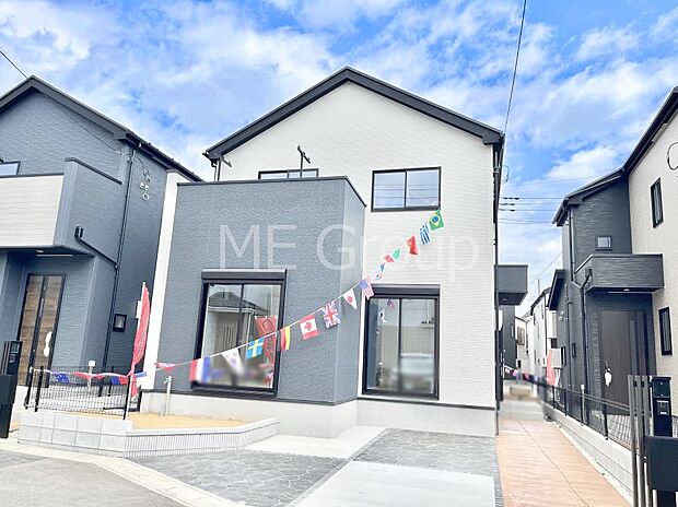 溢れる陽光でご家族の笑顔も輝く