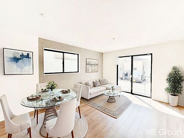 落ち着いた雰囲気のリビングは家族みんなの快適空間です ※家具はCGです