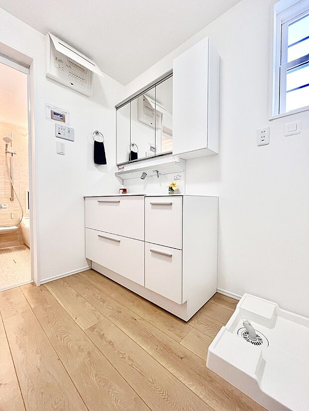 身支度もスムーズにおこなえる脱衣場