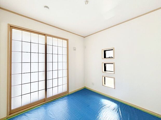 柔らかい畳の空間は、お子様の遊び場や来客時のおもてなしの場所として重宝します。 