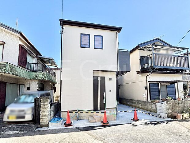 たっぷりの陽光と開放感に包まれる明るい住まい  