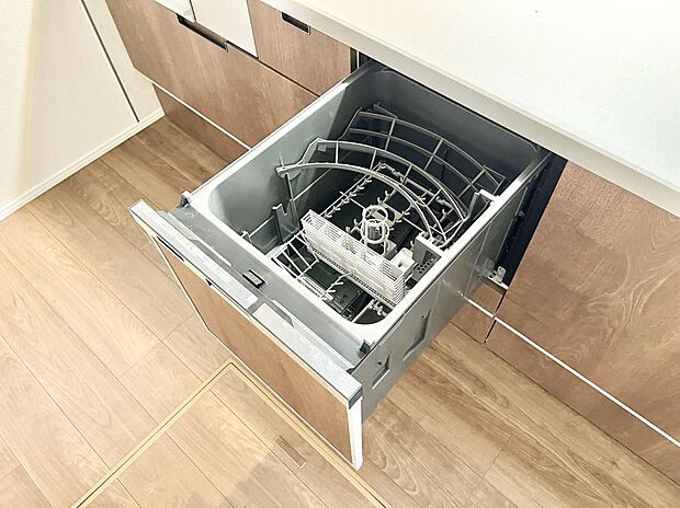 面倒なお片づけは食洗機にお任せ!家事の負担が減って、時間にも気持ちにもゆとりができます。