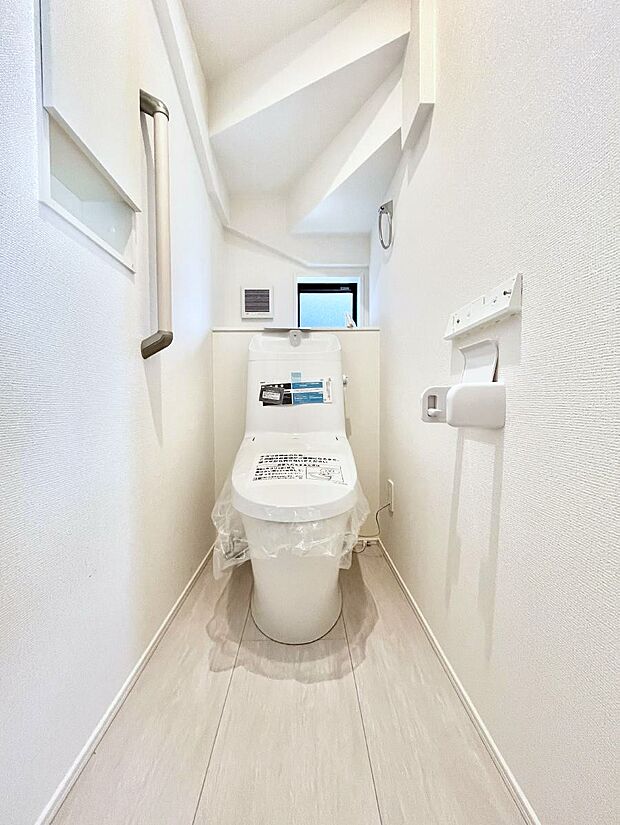 トイレは1階と2階それぞれに配置されていてとても便利です。 