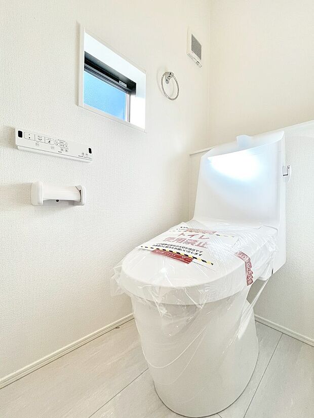 トイレは安心の2箇所!朝のバタバタも一安心です。