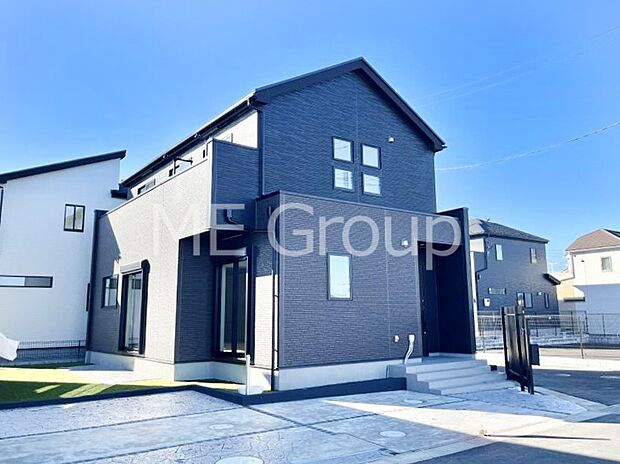 溢れる陽光でご家族の笑顔も輝く  