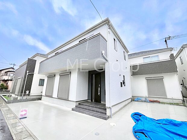 洗練された外観、上質な住空間が広がる室内は永く安心して過ごせる住居です。