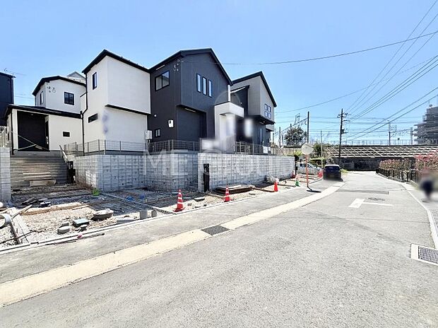 見通しの良さとともに、街並みに開放感を与えてくれます。