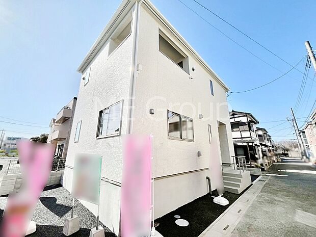 溢れる陽光でご家族の笑顔も輝く   