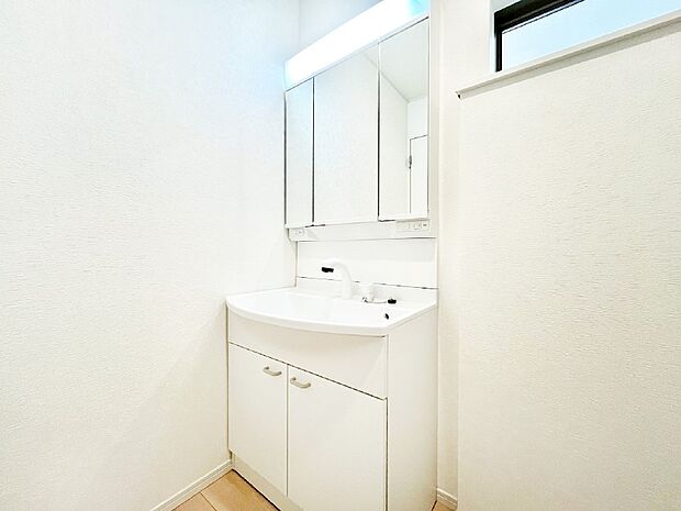 上質な洗面空間がゆとりの時間を演出