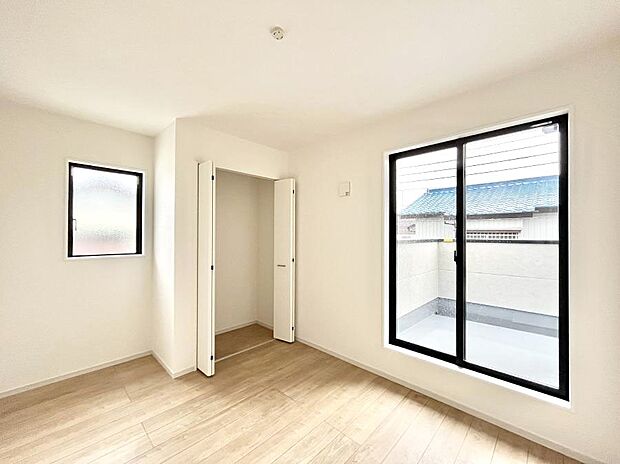 収納が充実しているので居住スペースを広々使えます