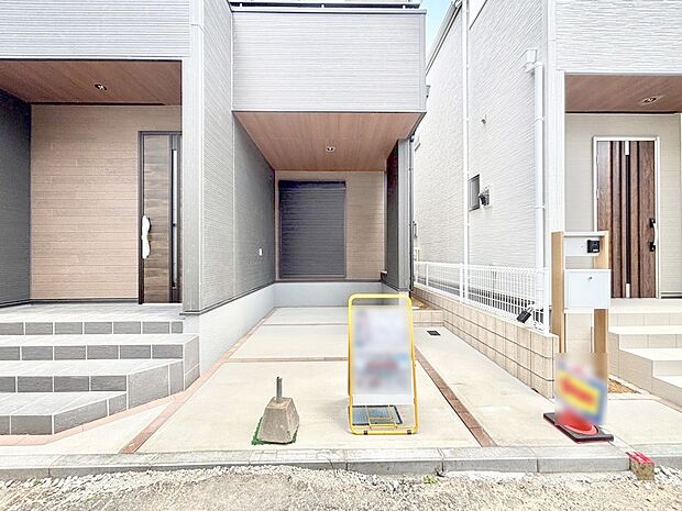 目の前が駐車場だと雨の日も大量にお買い物をした時も便利ですね
