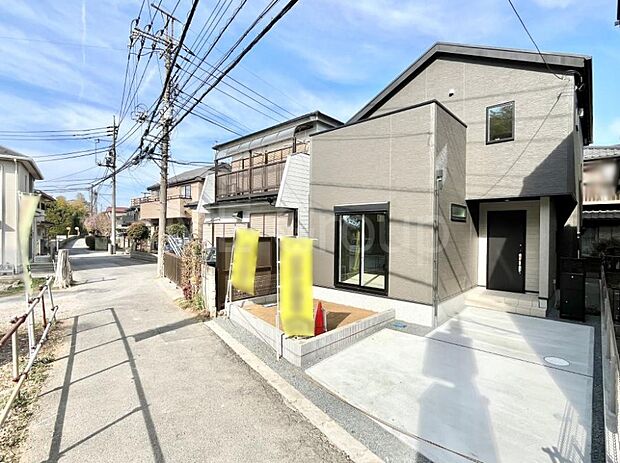 溢れる陽光でご家族の笑顔も輝く