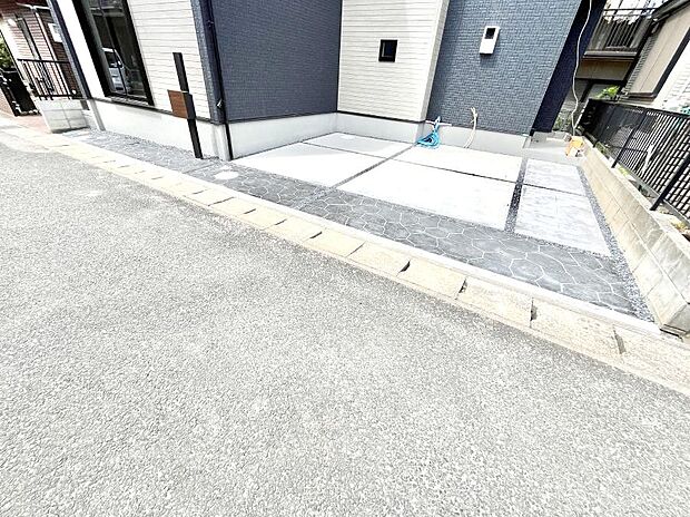 生活に欠かせない駐車スペース。