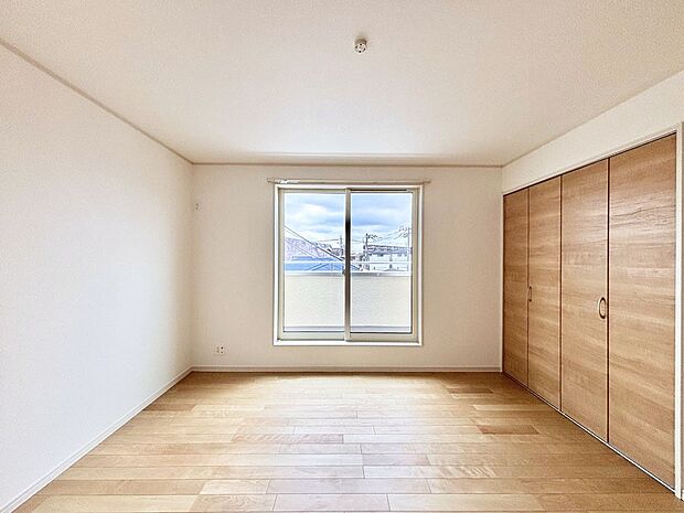 爽やかな日差しがお部屋全体を優しく包み込んでくれます