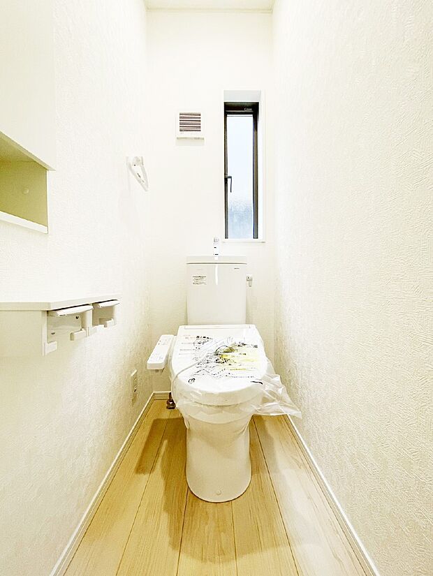 トイレは温水洗浄機能付き