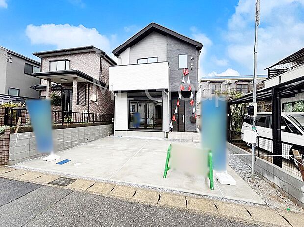 開放感溢れる広々リビングで家族団らんが楽しめるマイホーム!