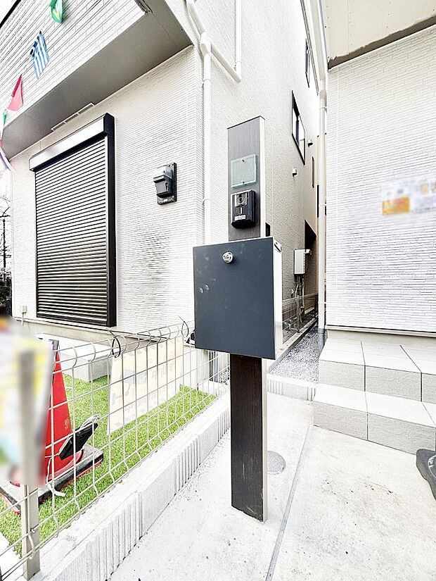 表札・インターホン・ポストをひとつに集約