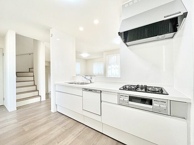 ゆとりあるキッチンではご家族と楽しくお料理ができます。