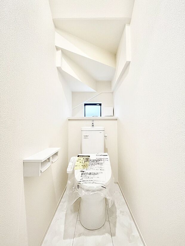 トイレは安心の2箇所！朝のバタバタも一安心です。 