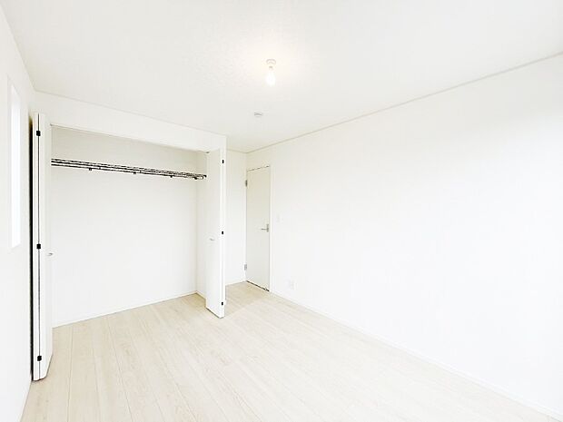 収納が充実しているので居住スペースを広々使えます