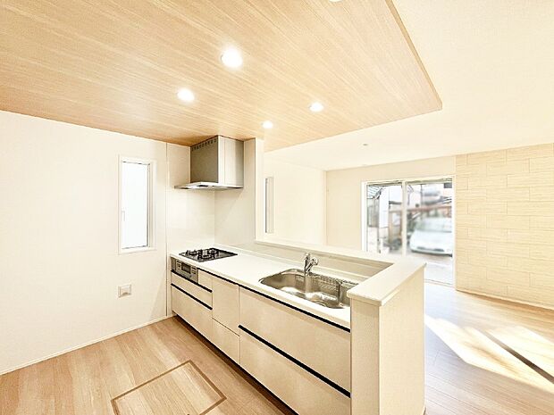 カウンター越しにお話しをしながら毎日のお料理をもっと楽しく