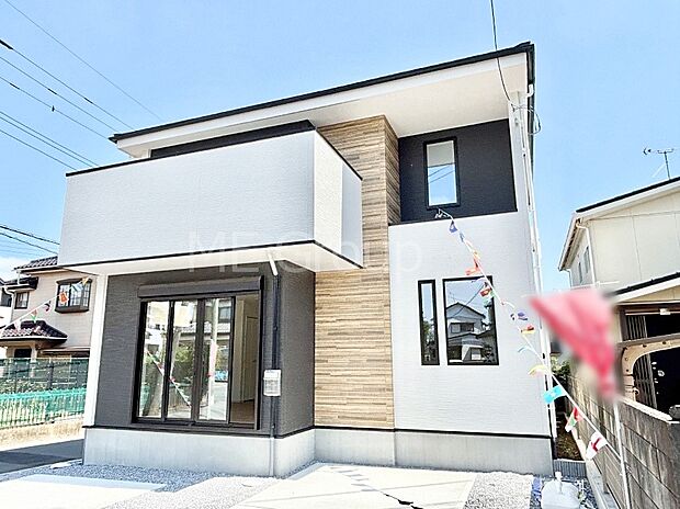 洗練された外観、上質な住空間が広がる室内は永く安心して過ごせる住居です。 