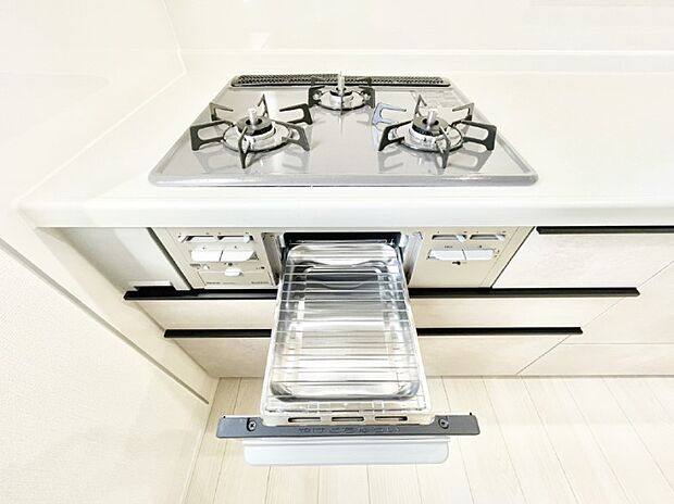 三口ガスコンロでお料理が一気にはかどりそう。