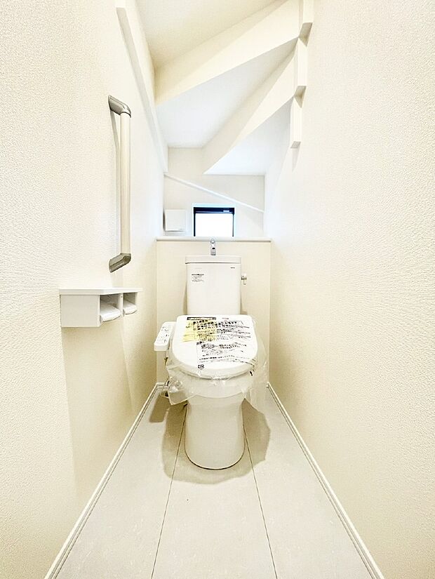 トイレは安心の2箇所!朝のバタバタも一安心です。
