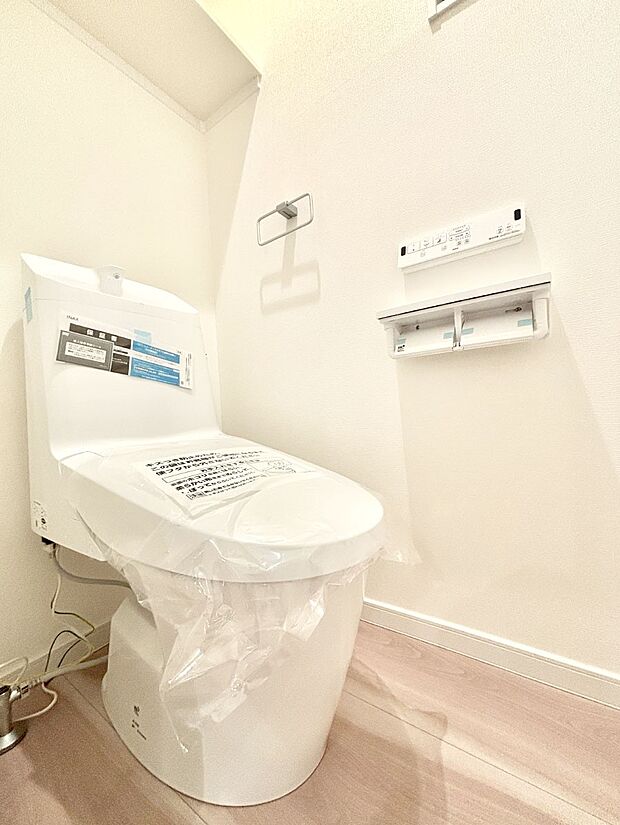 トイレは1階と2階それぞれに配置されていてとても便利です。 